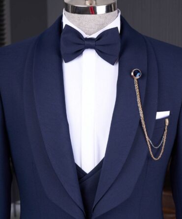 Men’s Navy Blue 3-Piece Tuxedo with Satin Shawl Lapel & Chain Pin – Luxury Formal Suit | Berlinaf