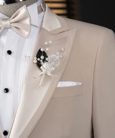 Elegant Beige Tuxedo with Satin Lapel & Matching Bow Tie – Premium Formalwear | Berlinaf.com