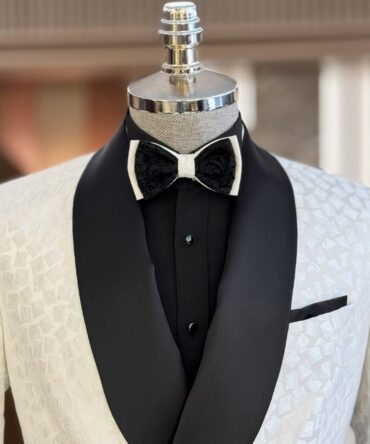 White Textured Tuxedo with Black Satin Shawl Lapel – Berlinaf Double-Breasted Men’s Formal Suit for Weddings & Luxury Events