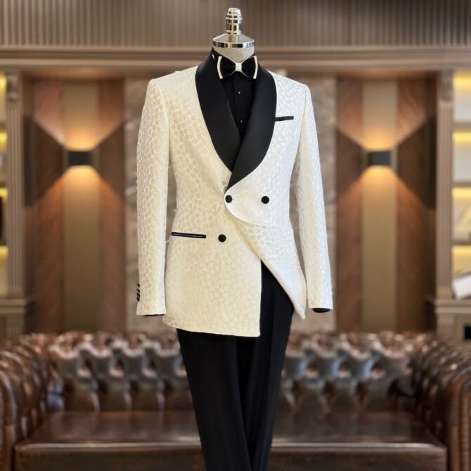 White Textured Tuxedo with Black Satin Shawl Lapel – Berlinaf Double-Breasted Men’s Formal Suit for Weddings & Luxury Events