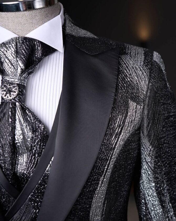 Black & Silver Metallic Patterned Tuxedo with Satin Shawl Lapel – Berlinaf Men’s Three-Piece Luxury Suit for Weddings & Events