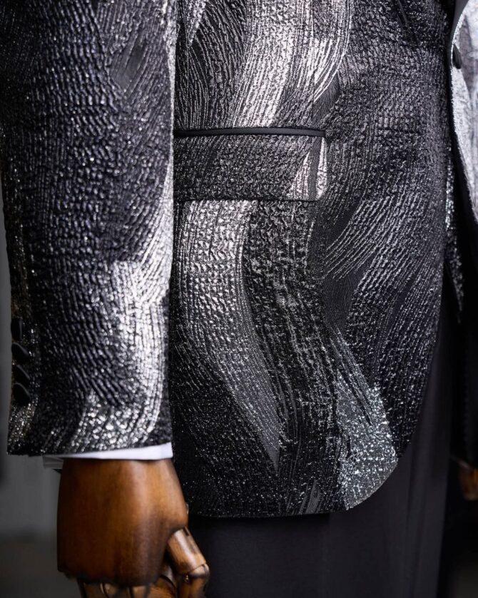 Black & Silver Metallic Patterned Tuxedo with Satin Shawl Lapel – Berlinaf Men’s Three-Piece Luxury Suit for Weddings & Events