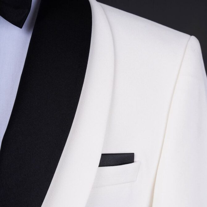 Elegant White Tuxedo with Black Shawl Lapel – Luxury Formalwear for Men