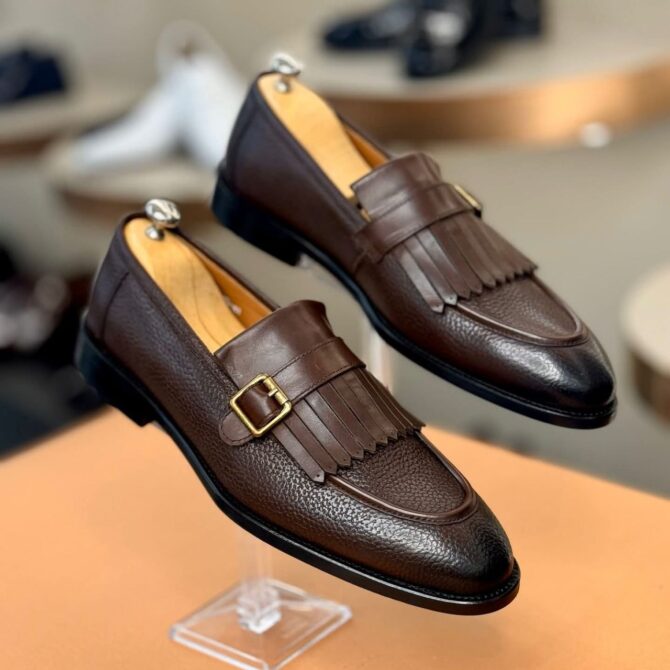 Men’s Brown Leather Kiltie Loafers with Buckle – Timeless Slip-On Dress Shoes for Formal & Smart-Casual Looks | berlinaf.com