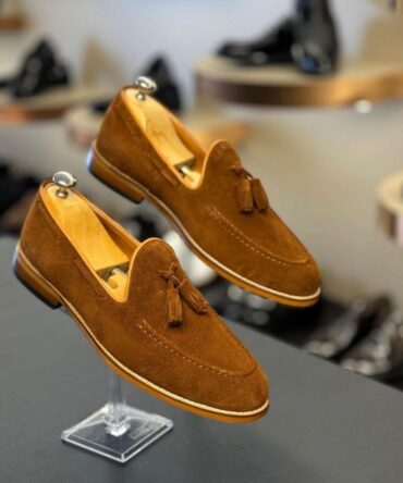Men’s Beige Suede Tassel Loafers – Premium Slip-On Dress Shoes for Formal, Business & Smart-Casual Wear | berlinaf.com